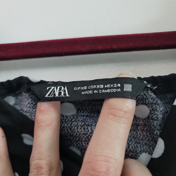 Zara Black & White Polka Dot Ruched Mini Dress with Puff Sleeves - Picture 12 of 14